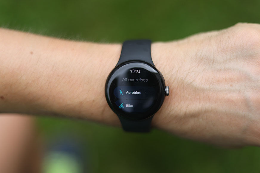 Режимы тренировок на часах Google Pixel Watch. 